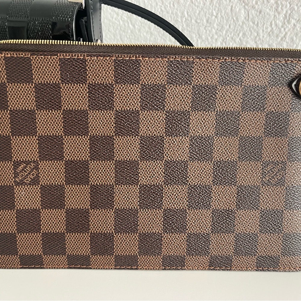 Authentic-Louis Vuitton Damier Ebene Neverfull Pouch